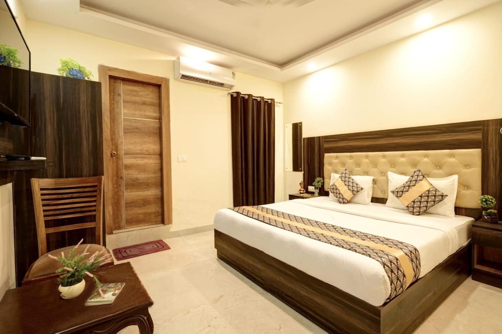 Hotel King Plaza Near Delhi Airport New Delhi Exterior photo