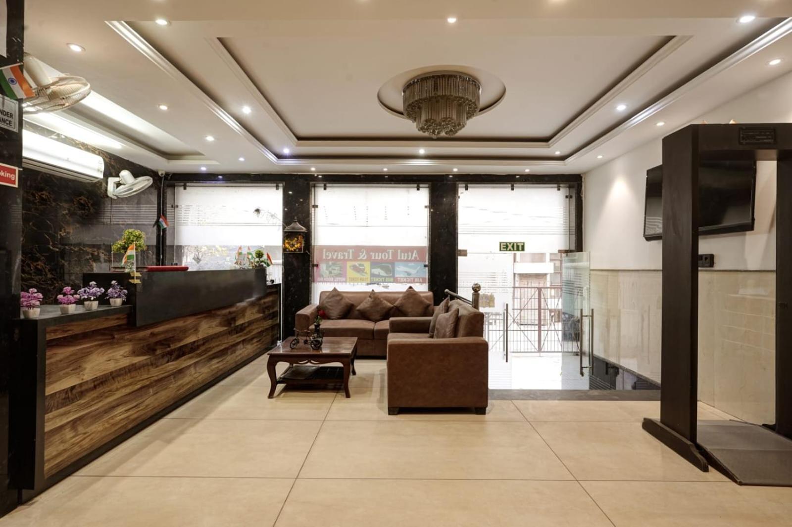 Hotel King Plaza Near Delhi Airport New Delhi Exterior photo