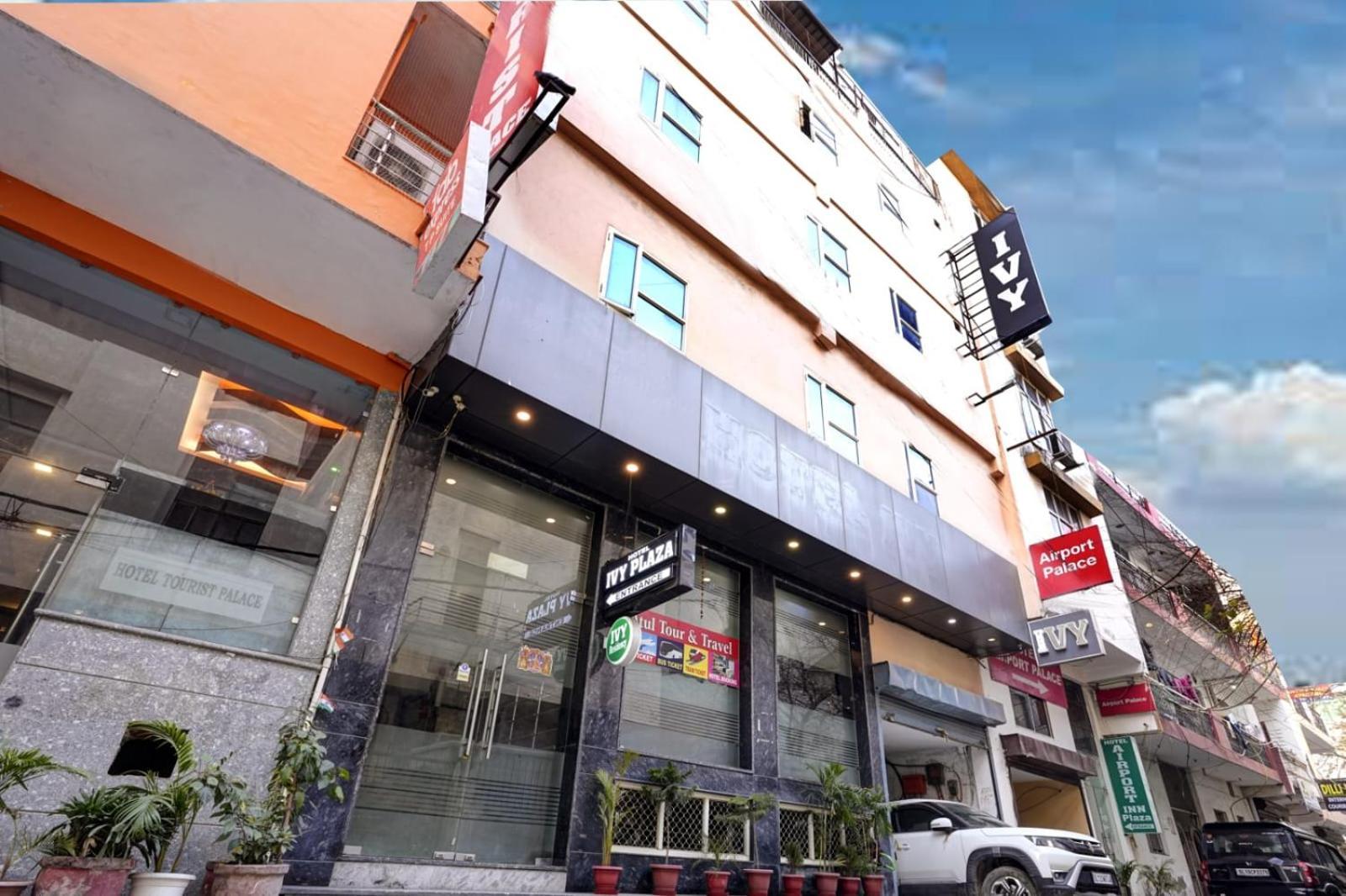 Hotel King Plaza Near Delhi Airport New Delhi Exterior photo